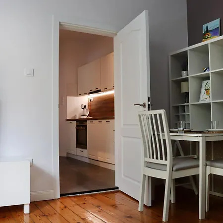 Apartament New Modern & Sunny Womens Market *
